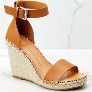 Dolce Vita Noor Wedges in Tan Size 8.5 NEW w/box